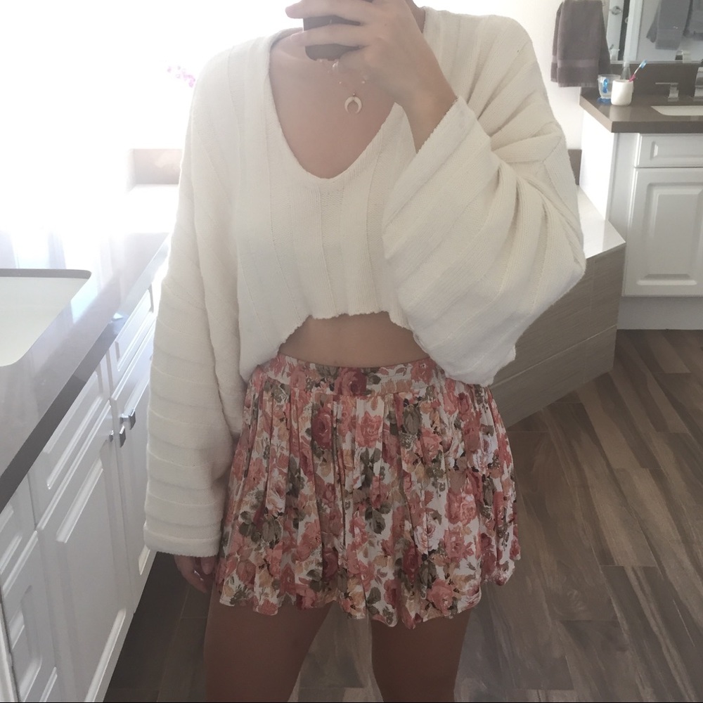 Brandy Melville floral skirt