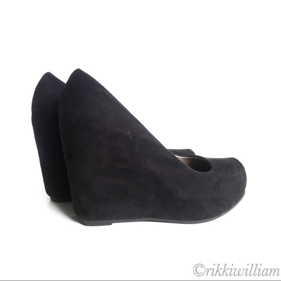 Black Fergalicious Dreamer Wedge Platform Pumps - Picture 4 of 8