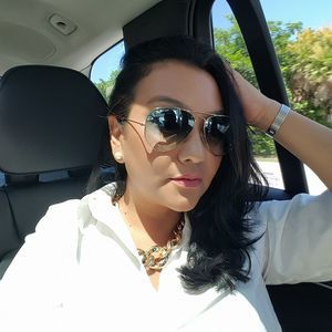 Meet your Posher, Thayana