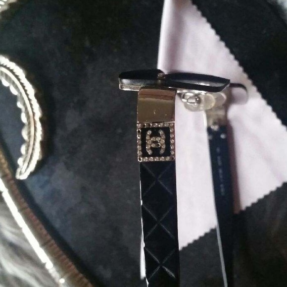 💯Authentic CHANEL Sunglasses with Rhinestones - Picture 6 of 8