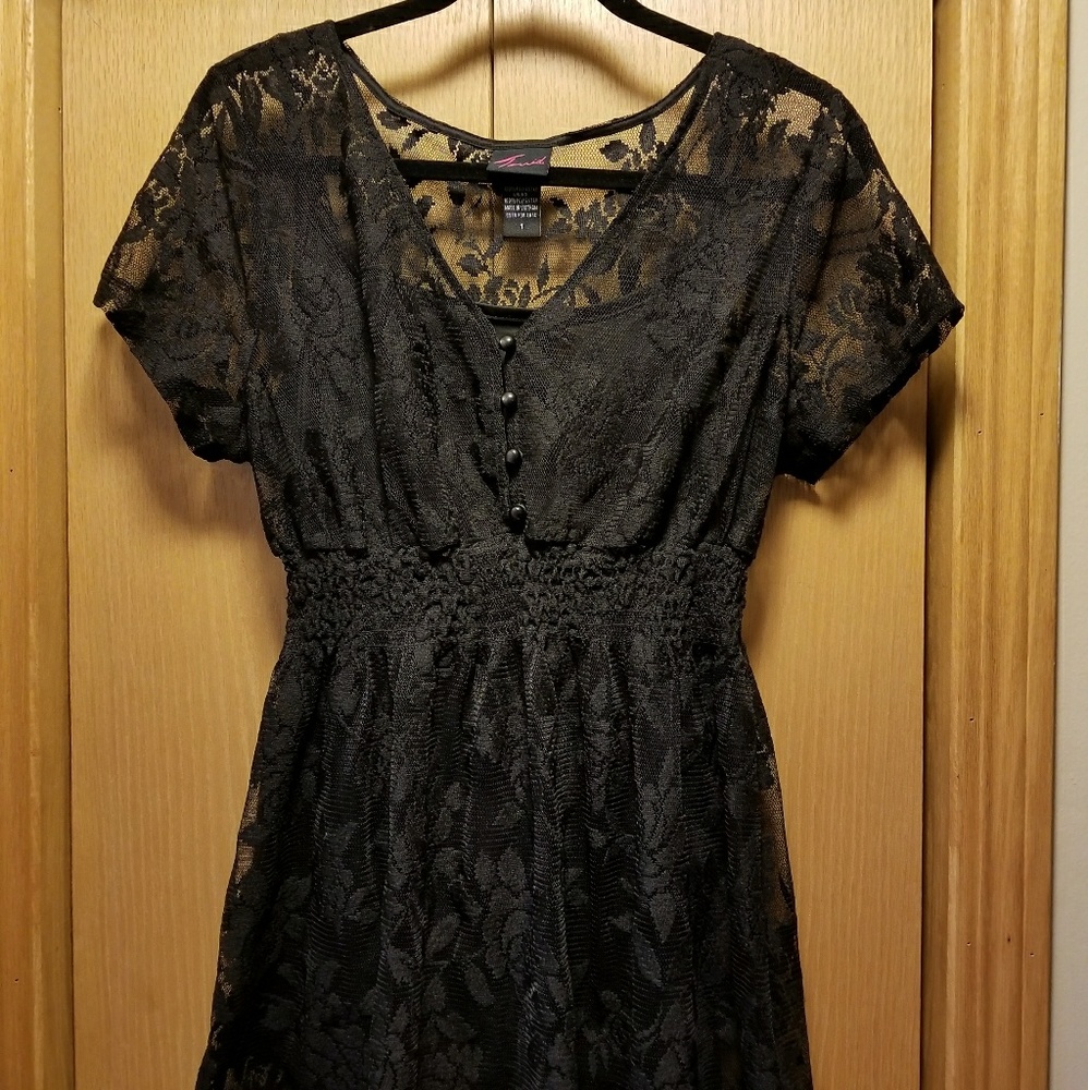 Black lace top. Torrid size 1