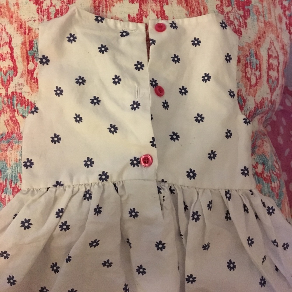 Toddlers dress size 2t - Picture 2 of 2