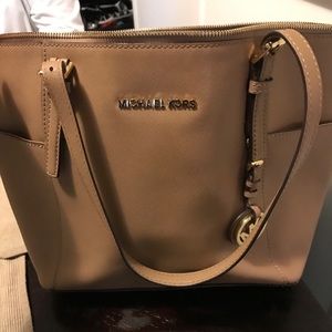 Michael Kors Purse/Wallet Set - great condition!