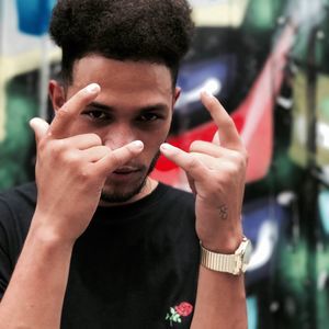 Meet your Posher, Zac