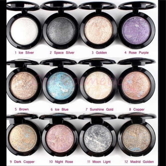 Metallic Eyeshadows - Picture 3 of 7