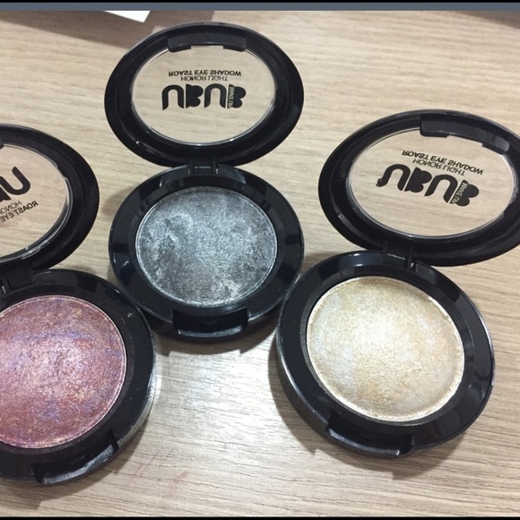 Metallic Eyeshadows - Picture 6 of 7