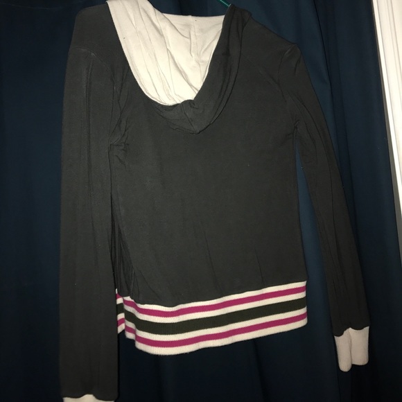 😎 Jacket. Taking offers!! - Picture 2 of 3