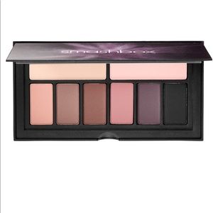 NWT Covershot Matte eyeshadow palette