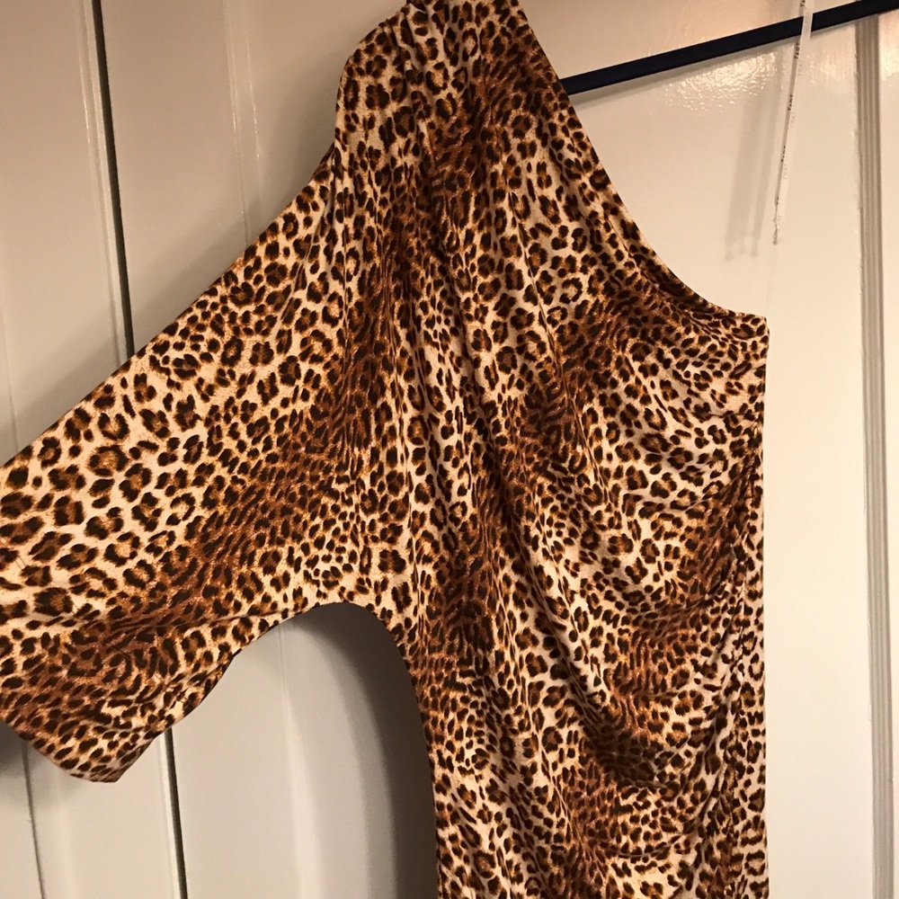 Tart, Leopard print one shoulder dress. Size large