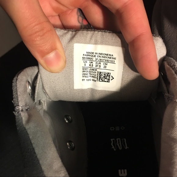 SOLD NIB converse - Picture 5 of 5