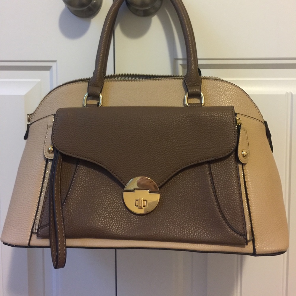 Perfect multifunctional satchel!