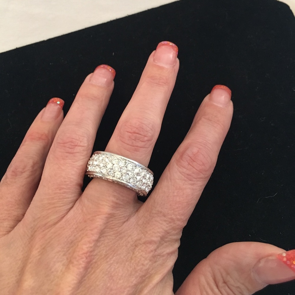 Camille Lucie ring 5 rings for $20 sz L