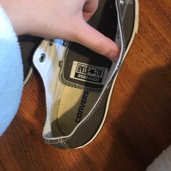 Grey low top converse - Picture 3 of 3