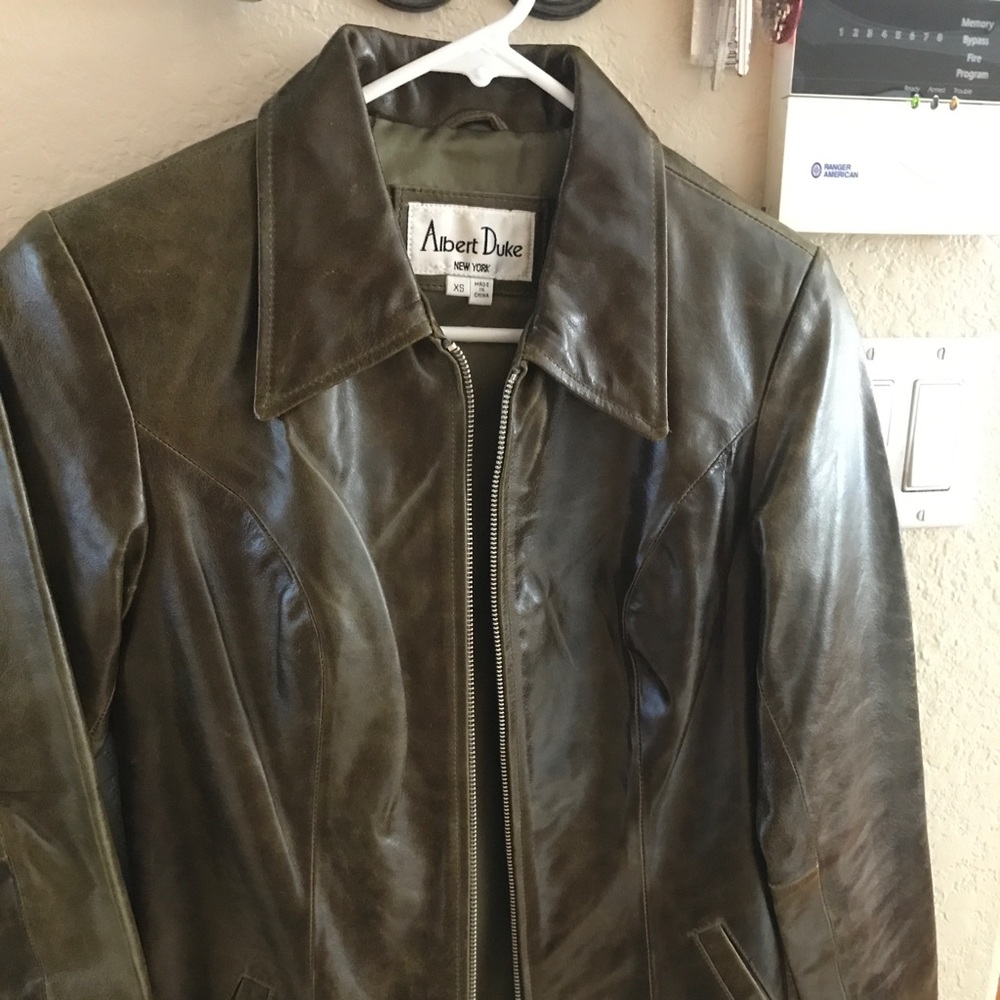 Albert duke genuine leather jacket