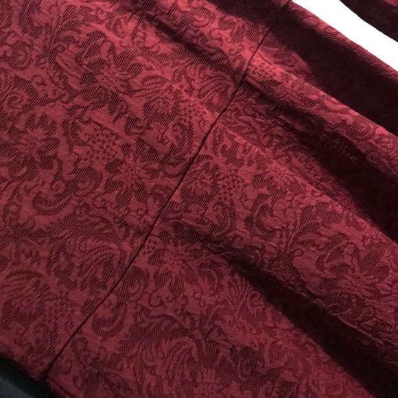 👗 Maroon Dress. Taking offers!! - Picture 3 of 3
