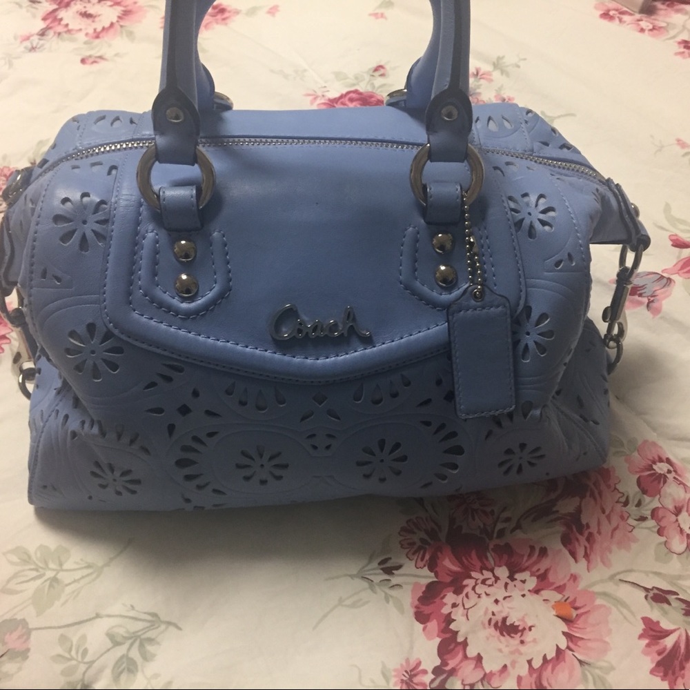 Coach Purse - Picture 4 of 5