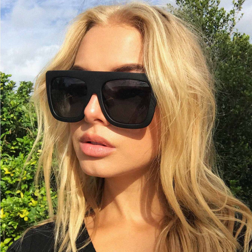 Quay Cafe Racer Sunglasses Kylie Jenner Black