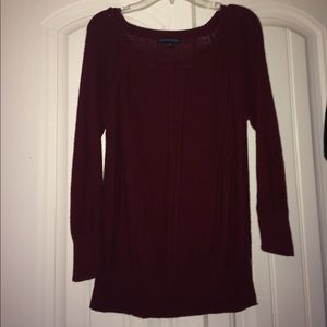 American Eagle maroon sweater