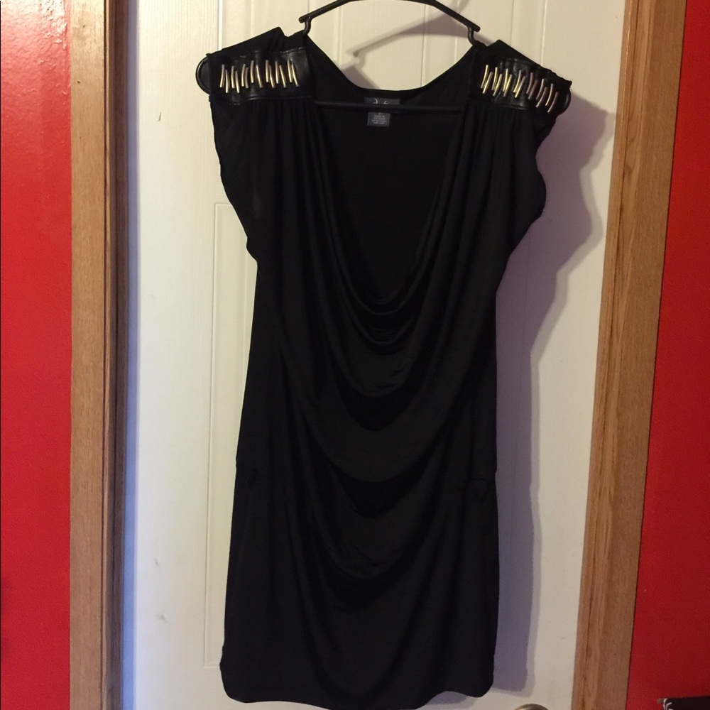 Black blouse imitation leather shoulders