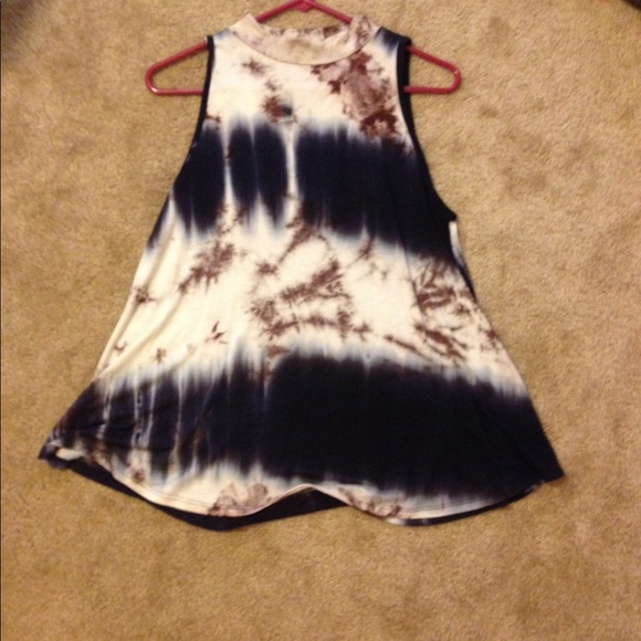 Top - Picture 1 of 2