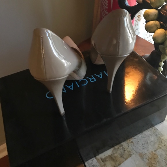 Pump - Picture 3 of 4