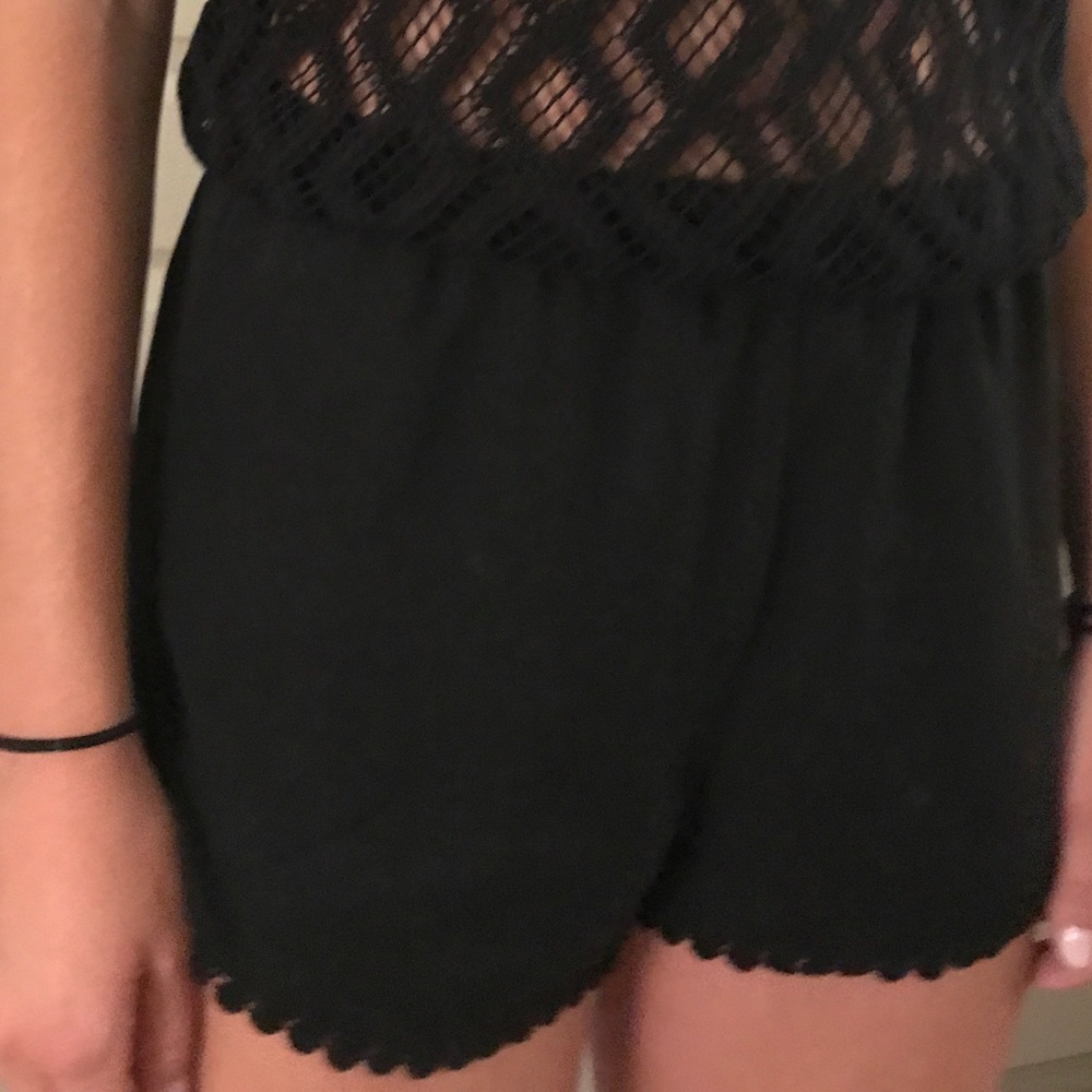 Black Brandy Melville shorts