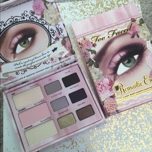 Too Faced Romantic Eye Palette - New
