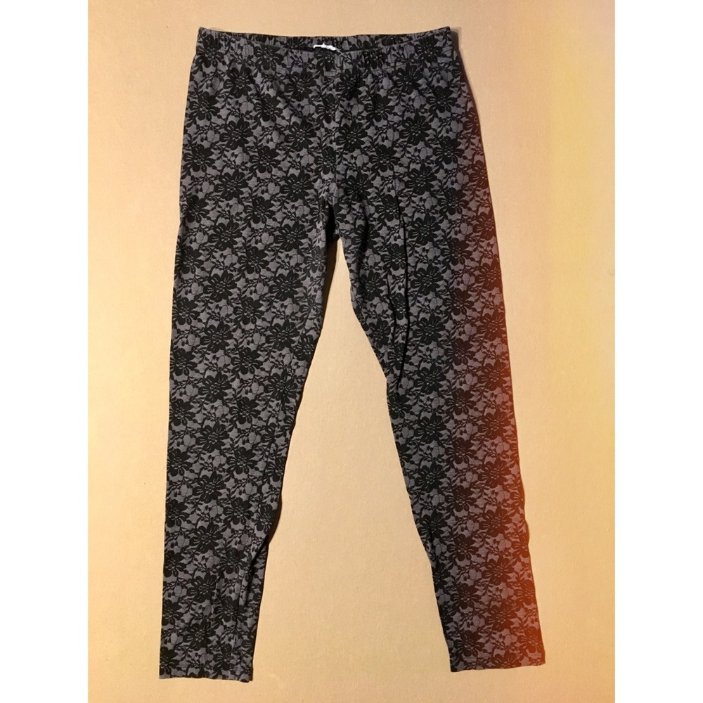 Lace Print Leggings