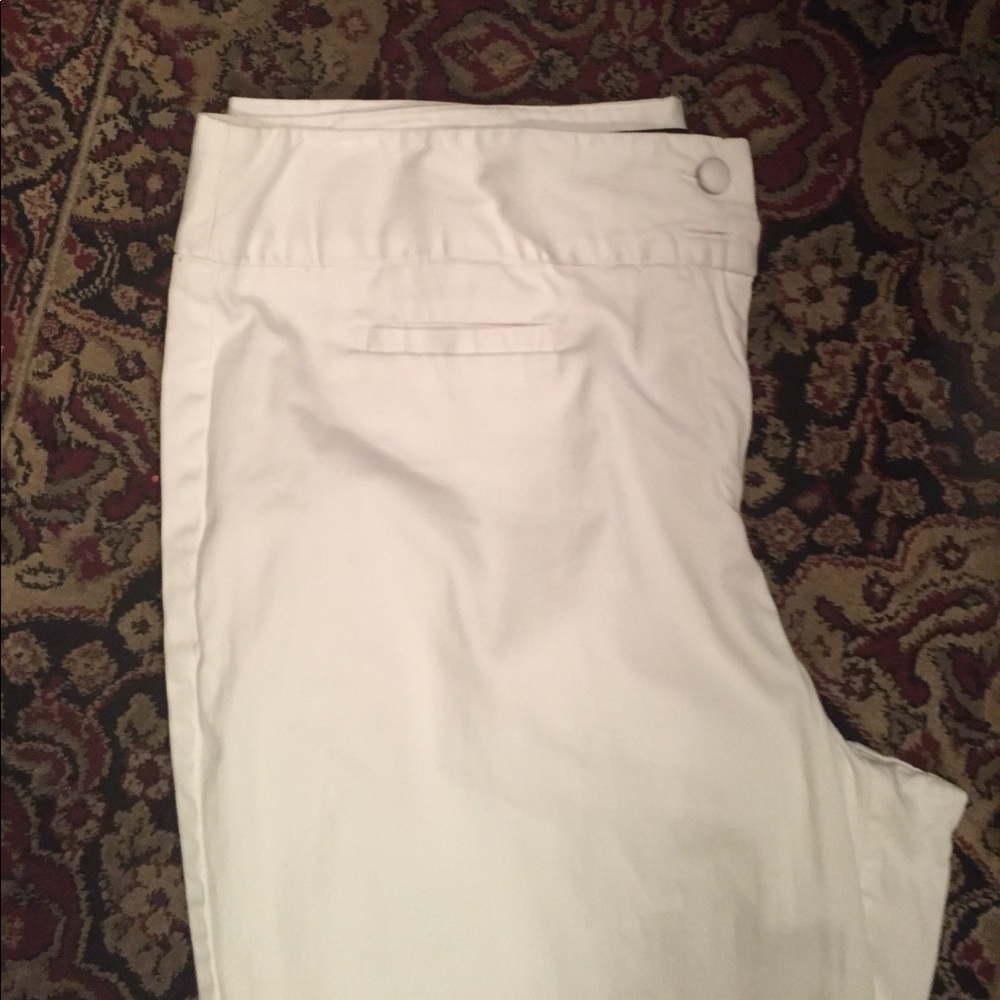 Capri pants - Picture 2 of 5