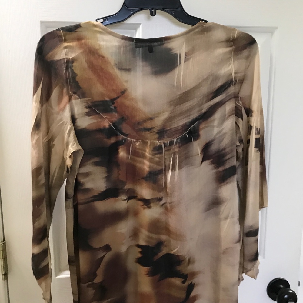 Beautiful blouse - Picture 4 of 4
