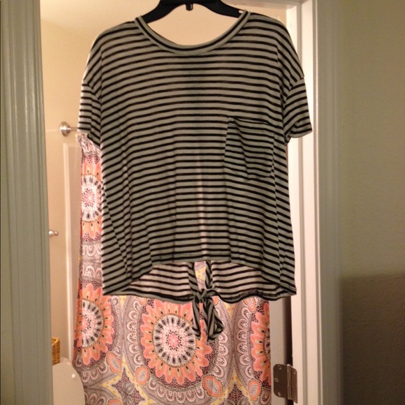 Top - Picture 1 of 2