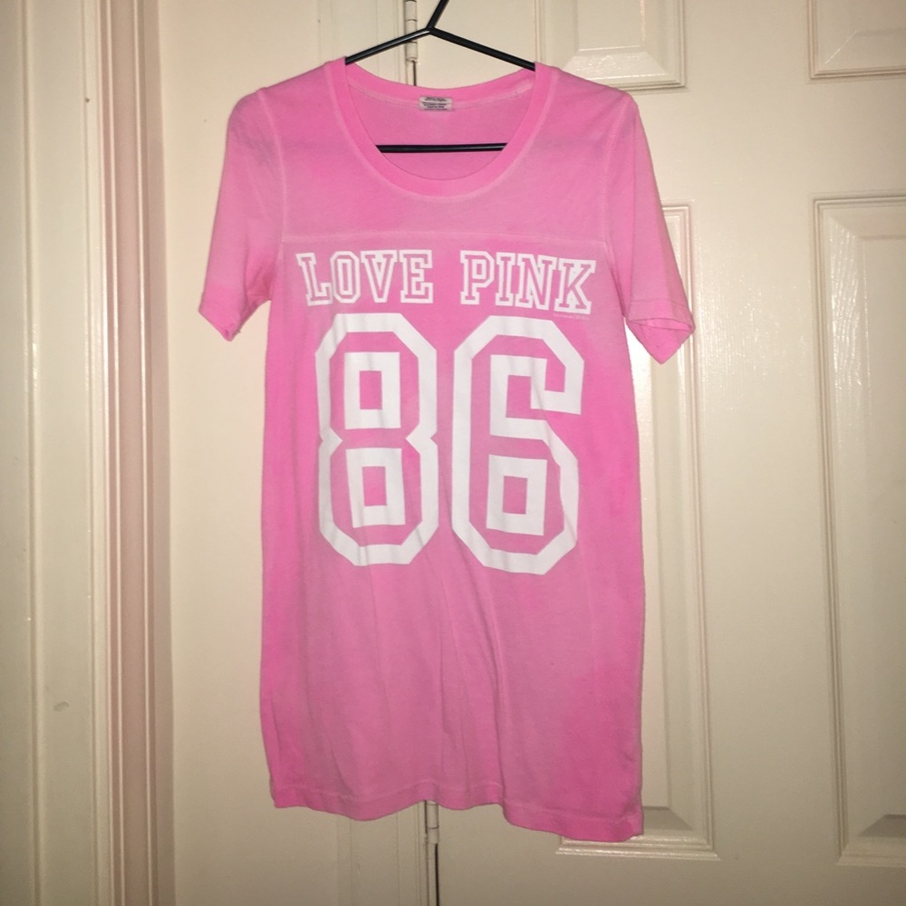 VS Pink Top