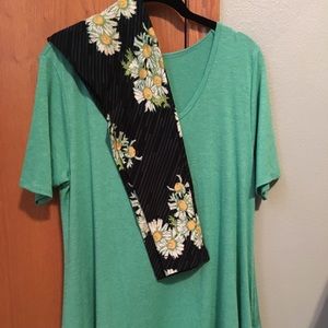 LuLaRoe Small Perfect T One Size Leggings