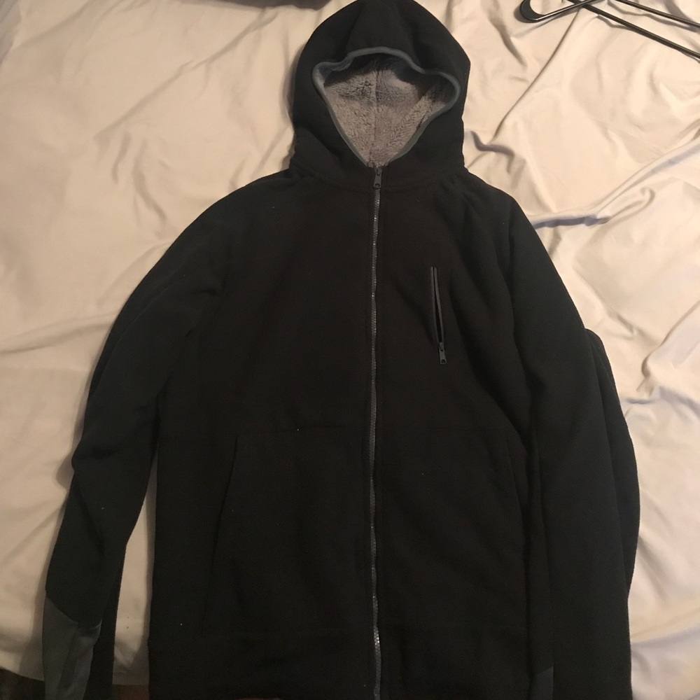 Men’s black heat system jacket