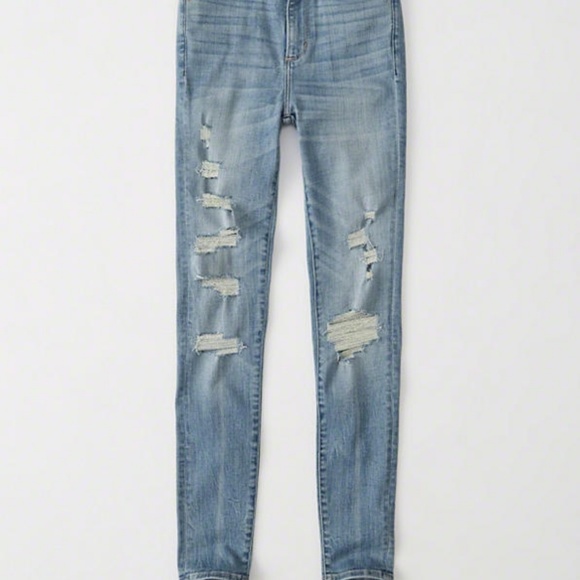 A&F HIGH-RISE SKINNY JEANS
LIGHT WASH 29
SOLD OUT - Picture 1 of 4