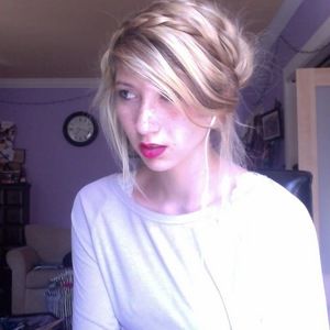 Meet your Posher, Aimee