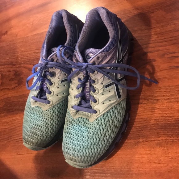 Blue and purple ASICS running shoes - Picture 4 of 4