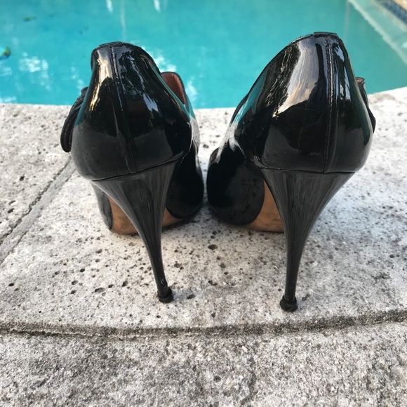 Authentic Giuseppe Zanotti Patent Sandal - Picture 7 of 8