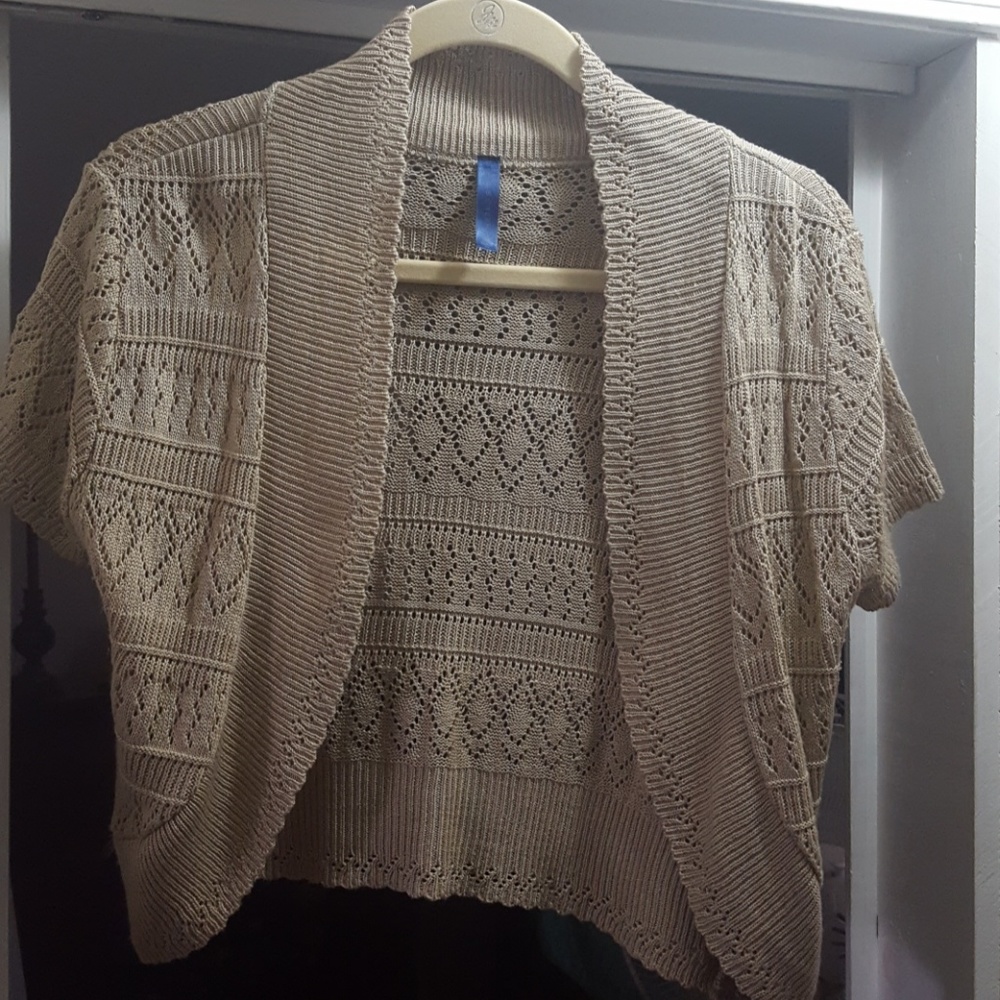 Tan Shrug/Great Condition