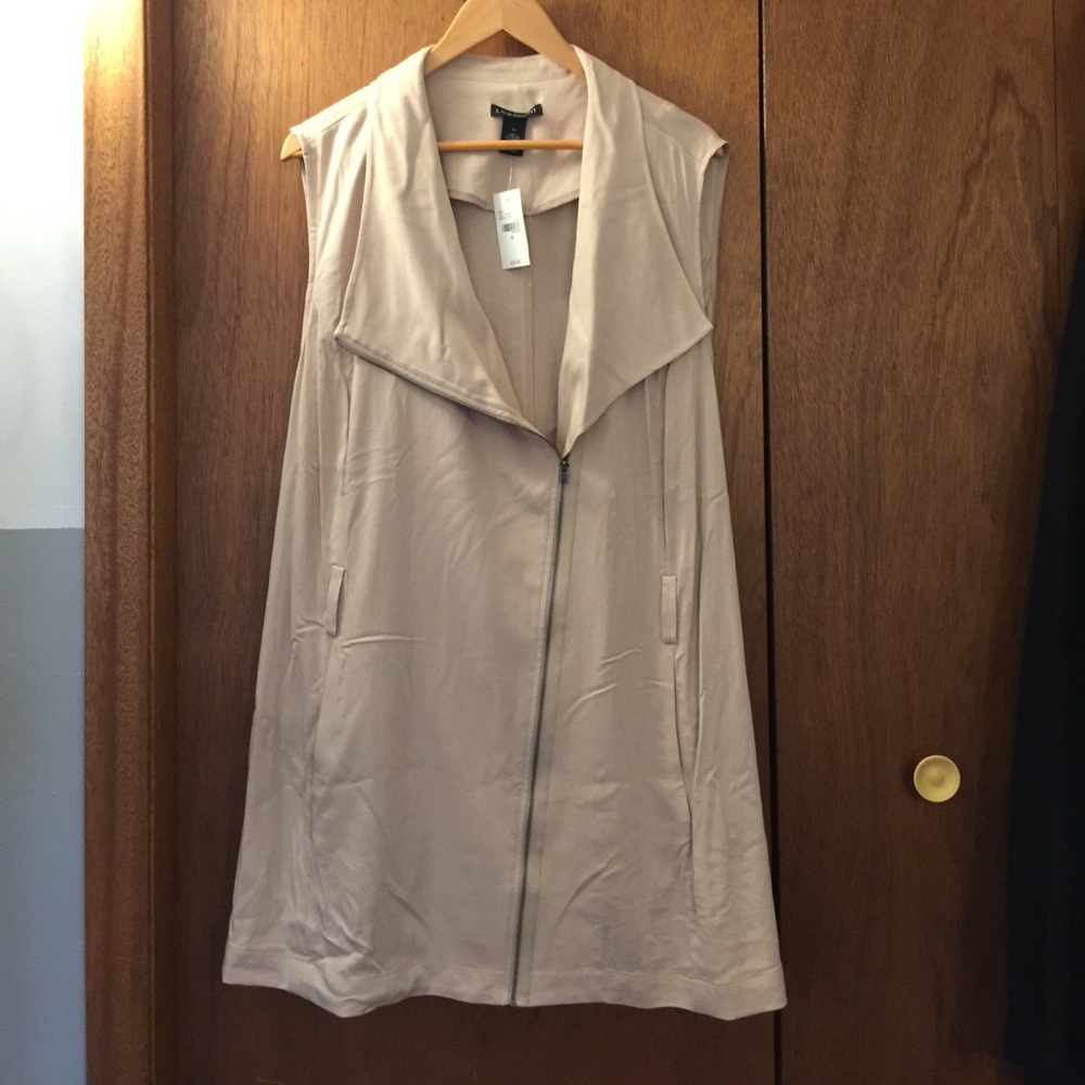 Sleeveless top