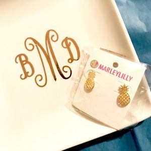 Marley Lilly// pineapple studs