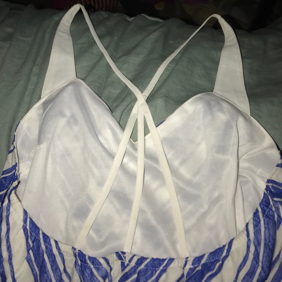 Blue and white striped maxi dress - Picture 4 of 4