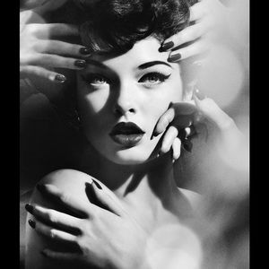 Meet your Posher, Taylor