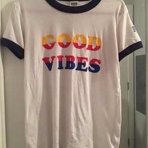 Good vibes tee shirt (5 for 25)