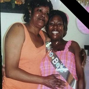 Meet your Posher, Coressa