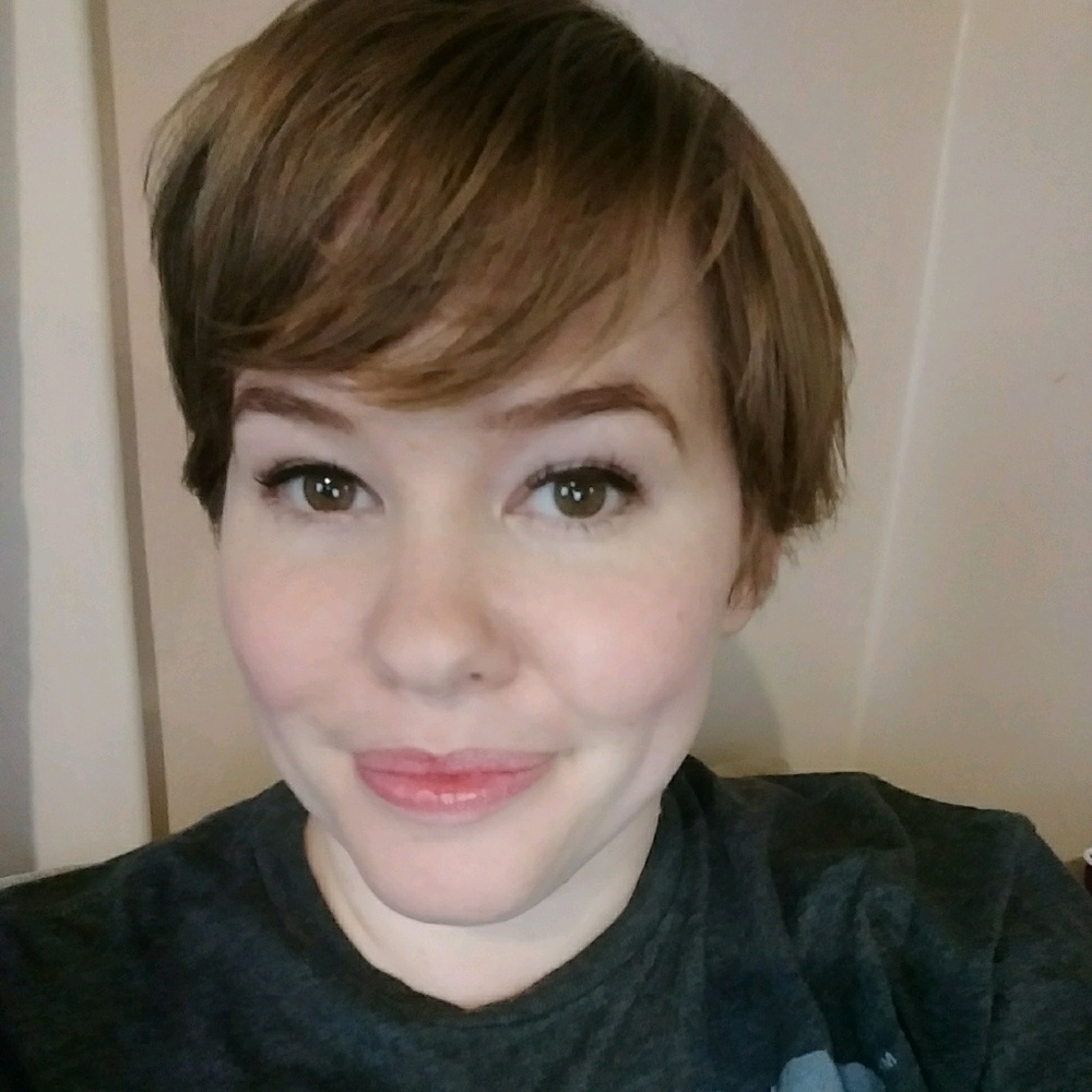 Meet your Posher, Corrine