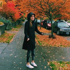 Meet your Posher, Caroline