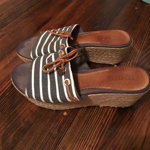 Sperry nautical wedge