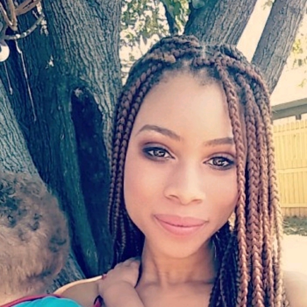 Meet your Posher, Sondra