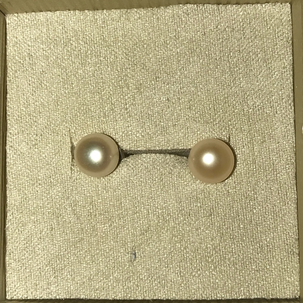 Genuine Pearl earrings with .925 posts
